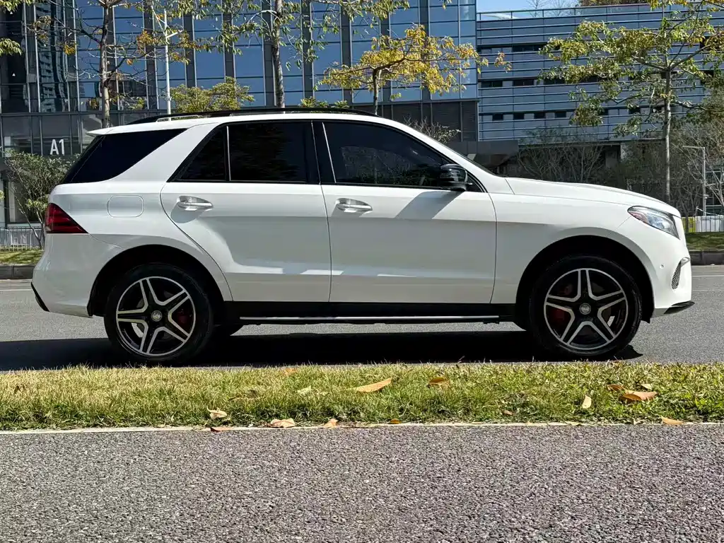 Mercedes-Benz Mercedes-Benz GLE 450 2016 Model US Specification 2017 - thumbnail 5