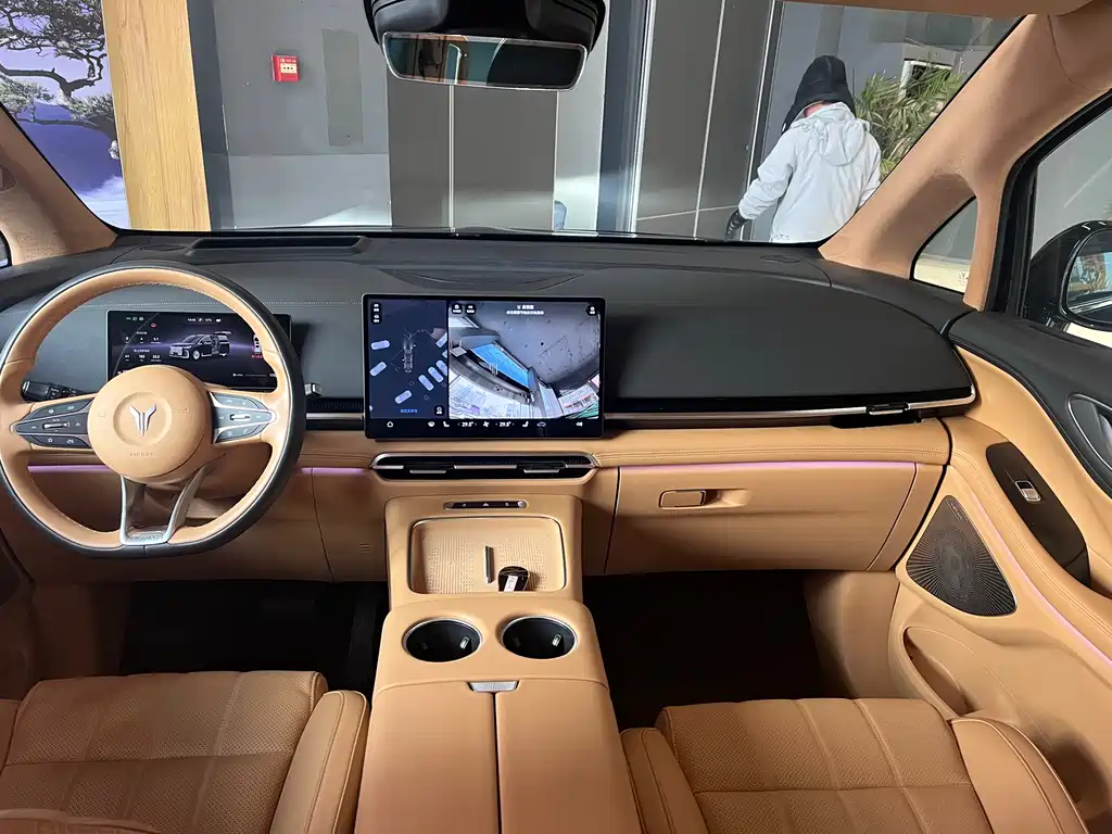 Lantu Automobile Lantu Dreamer 2025 EV AWD Flagship Qiankun Edition 2024 - thumbnail 8