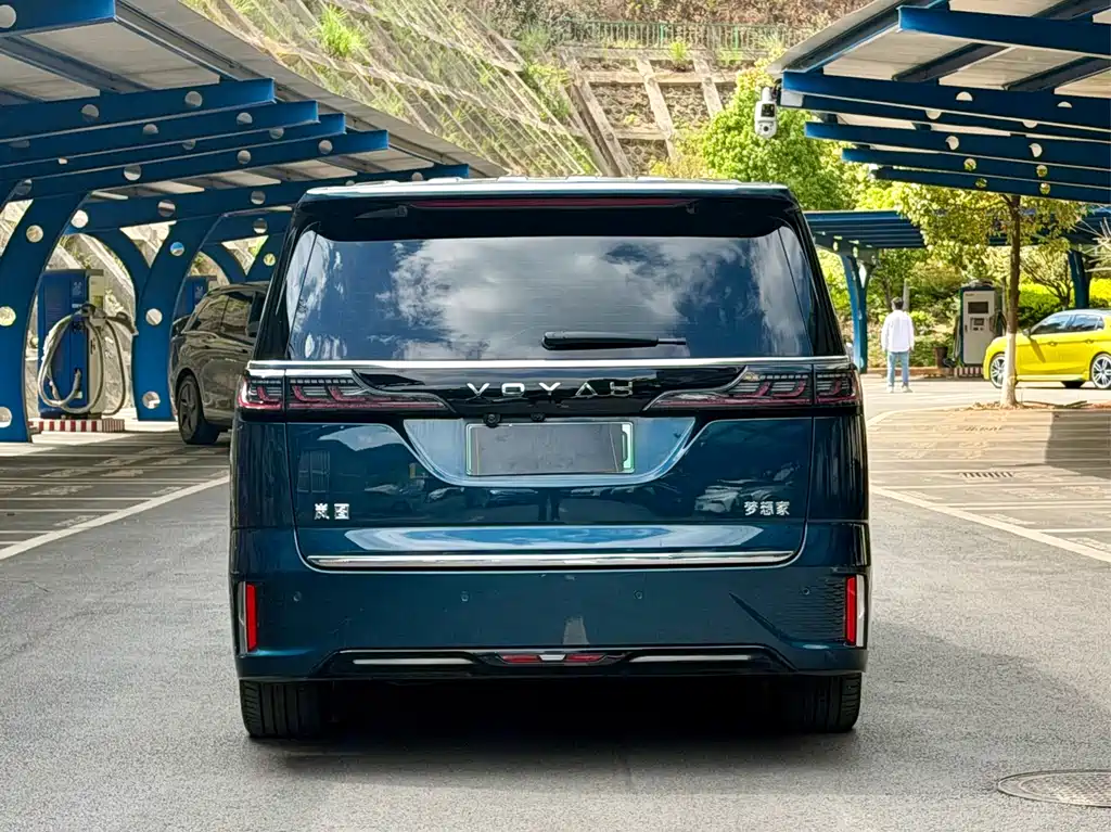 Lantu Automobile Lantu Dreamer 2025 EV AWD Premium Kunpeng Edition 2025 - thumbnail 5