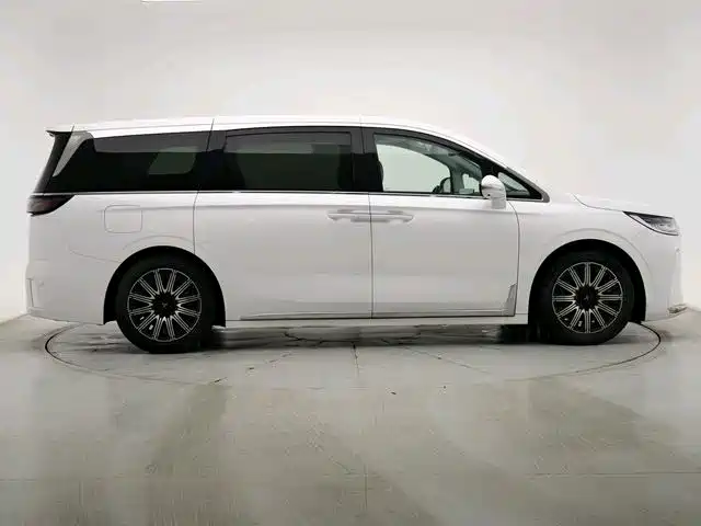 Lantu Automobile Lantu Dreamer 2025 EV AWD Flagship Kunpeng Edition 2024 - thumbnail 8