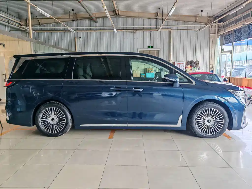 Lantu Automobile Lantu Dreamer 2025 EV AWD Flagship Kunpeng Edition 2025 - thumbnail 6