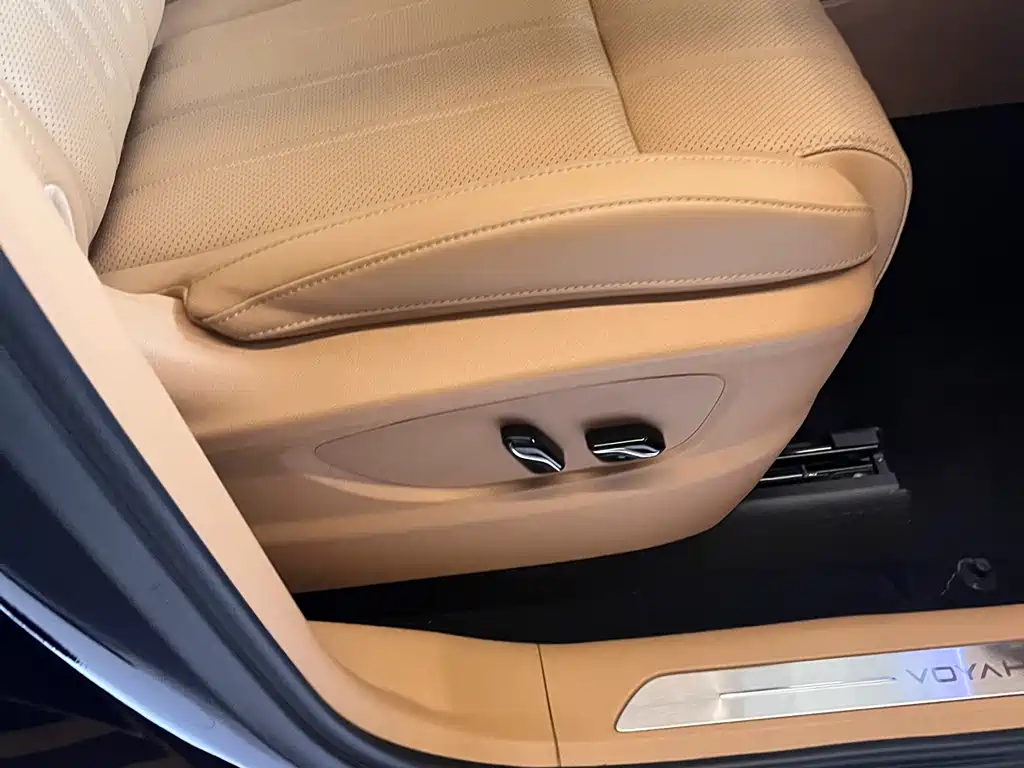 Lantu Automobile Lantu Dreamer 2025 EV AWD Flagship Qiankun Edition 2024 - thumbnail 15