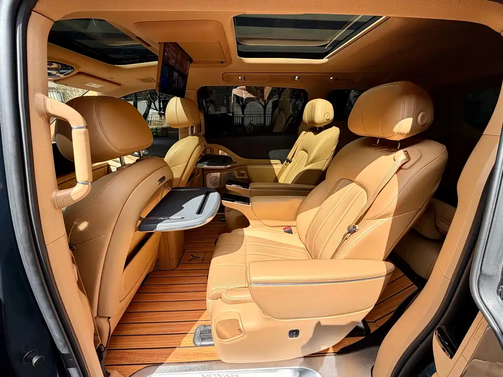 Lantu Automobile Lantu Dreamer 2025 EV AWD Premium Kunpeng Edition 2025 - thumbnail 10