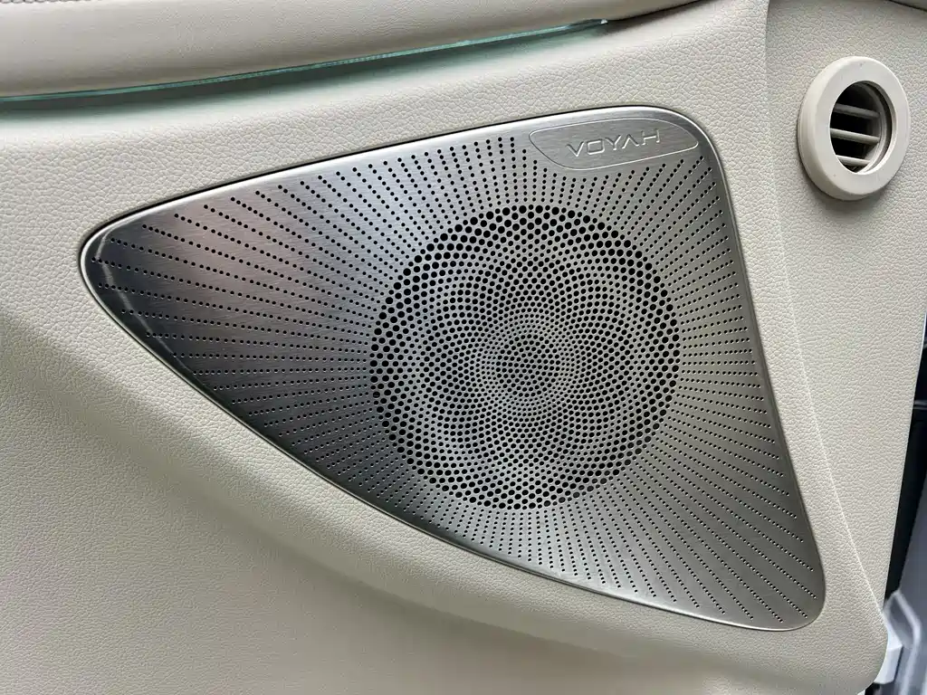 Lantu Automobile Lantu Dreamer 2025 EV AWD Flagship Kunpeng Edition 2024 - thumbnail 14