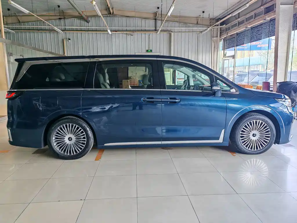 Lantu Automobile Lantu Dreamer 2025 EV AWD Flagship Kunpeng Edition 2025 - thumbnail 12
