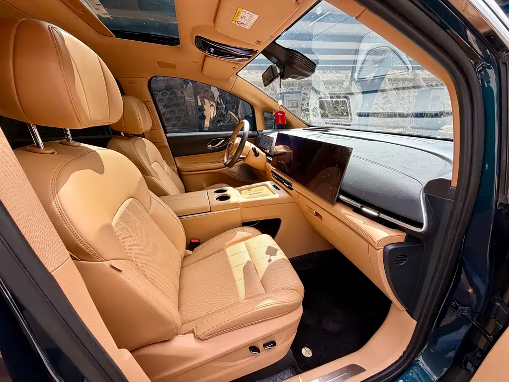 Lantu Automobile Lantu Dreamer 2025 EV AWD Premium Kunpeng Edition 2025 - thumbnail 14