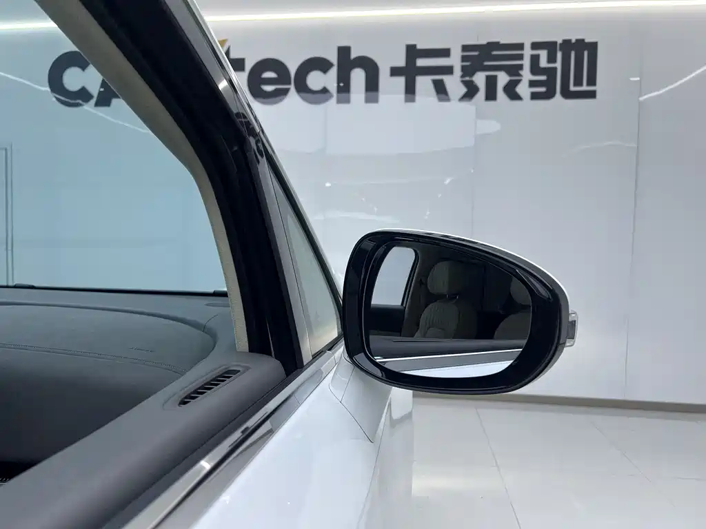 Lantu Automobile Lantu Dreamer 2025 EV AWD Flagship Kunpeng Edition 2024 - thumbnail 21
