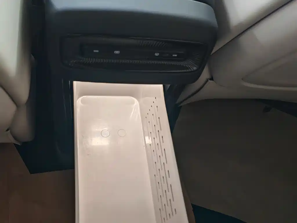 Lantu Automobile Lantu Dreamer 2025 EV AWD Flagship Kunpeng Edition 2025 - thumbnail 22