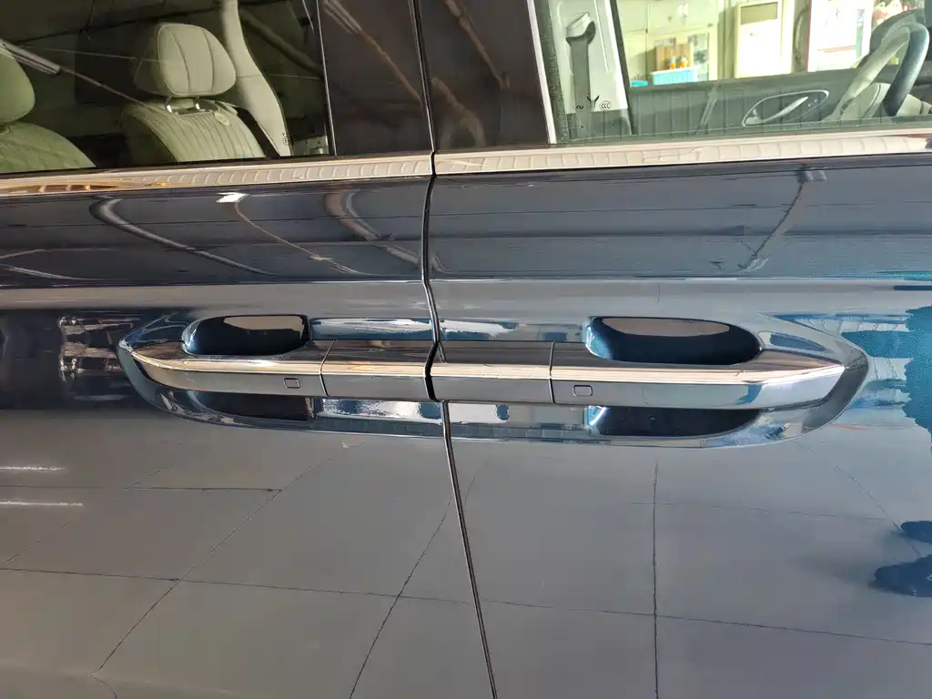 Lantu Automobile Lantu Dreamer 2025 EV AWD Flagship Kunpeng Edition 2025 - thumbnail 24
