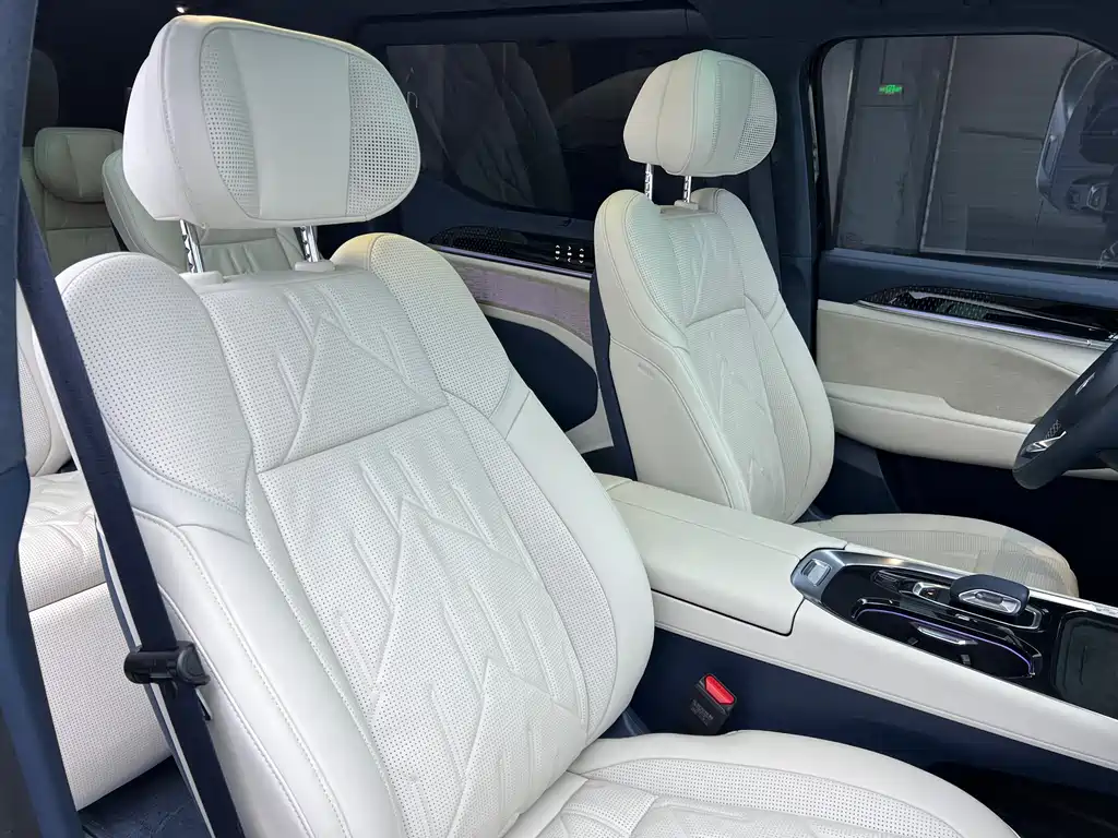 Zeekr Zeekr 009 2024 7 Seat Aisle Version AWD 108kWh 2024 - thumbnail 23