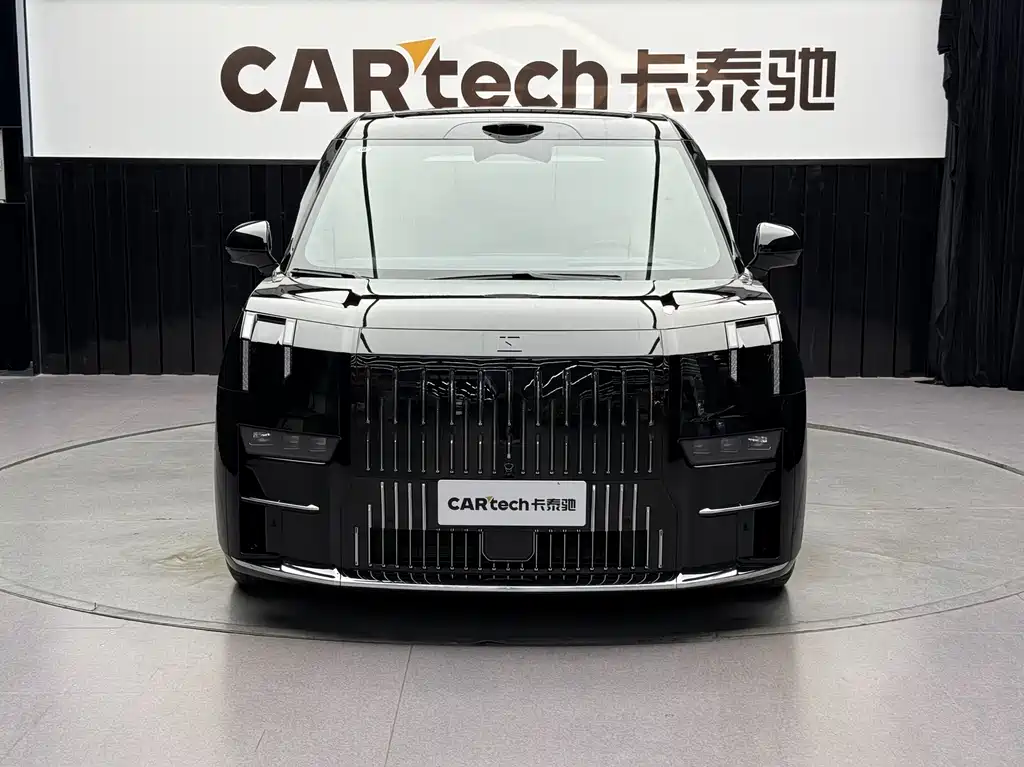 Zeekr Zeekr 009 2024 6-Seat Executive AWD 108kWh 2024 - thumbnail 3