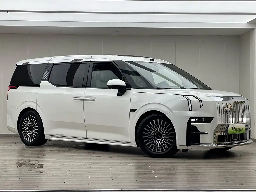 Zeekr Zeekr 009 2024 6-Seat Executive AWD 108kWh 2024 - thumbnail 2