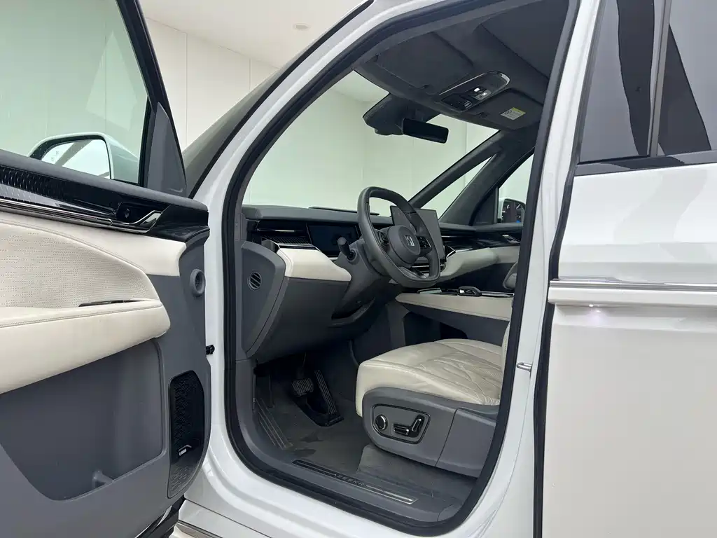 Zeekr Zeekr 009 2024 6-Seat Executive AWD 108kWh 2024 - thumbnail 24