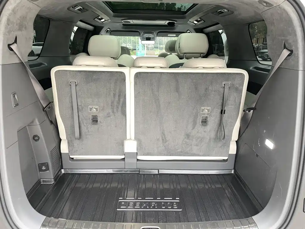 Zeekr Zeekr 009 2024 7-seat Aisle Version 108kWh 2024 - thumbnail 11