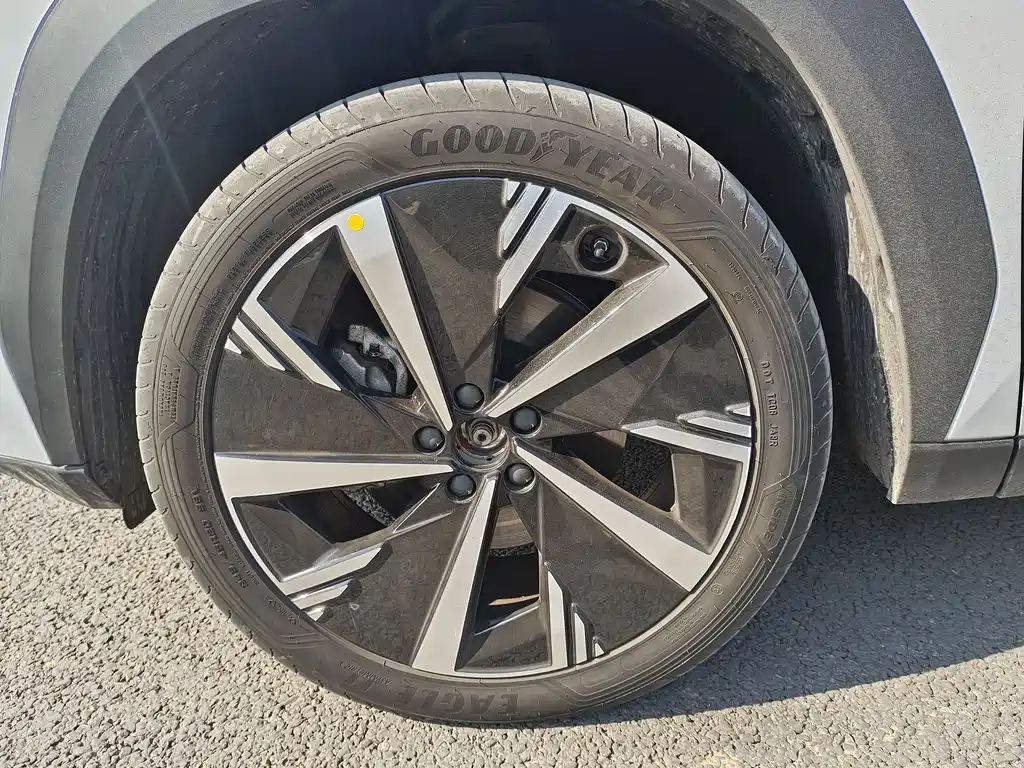 Geely Auto Boyue L 2023 2.0TD DCT Premium 2023 - thumbnail 8