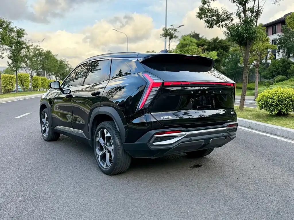 Geely Auto Emgrand L 2023 1.5TD DCT Prestige 2024 - thumbnail 7