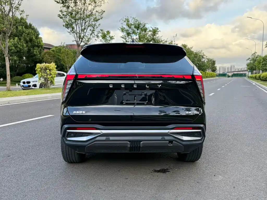 Geely Auto Emgrand L 2023 1.5TD DCT Prestige 2024 - thumbnail 8
