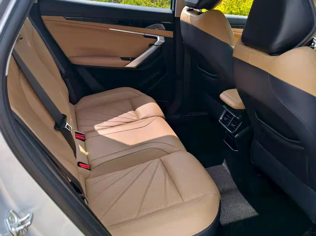 Geely Auto Emgrand L 2023 1.5TD Raytheon Hi·F Super Swift 2023 - thumbnail 10