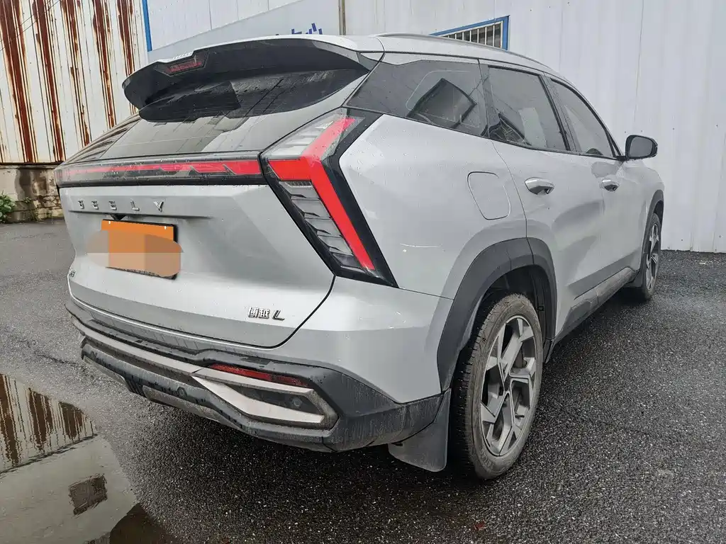 Geely Auto Emgrand L 2023 1.5TD DCT Prestige 2023 - thumbnail 2
