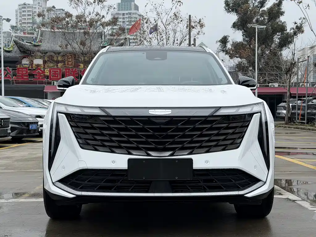 Geely Auto Boyue L 2023 2.0TD DCT Flagship 2023 - thumbnail 2