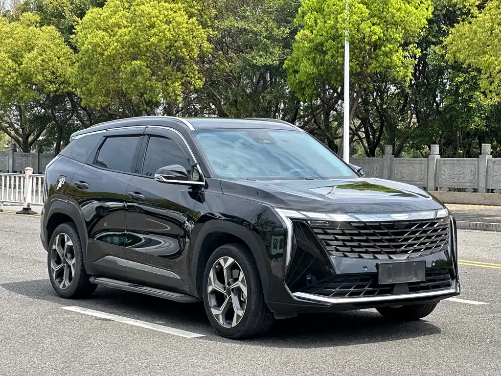 Geely Auto Boyue L 2023 1.5TD DCT Premium 2023 - thumbnail 3