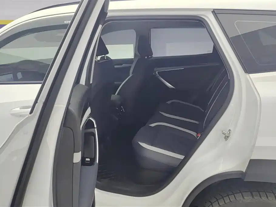 Geely Auto Boyue L 2023 1.5TD DCT Glory Edition 2023 - thumbnail 11