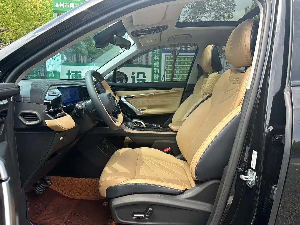 Geely Auto Boyue L 2023 1.5TD DCT Premium 2023 - thumbnail 8