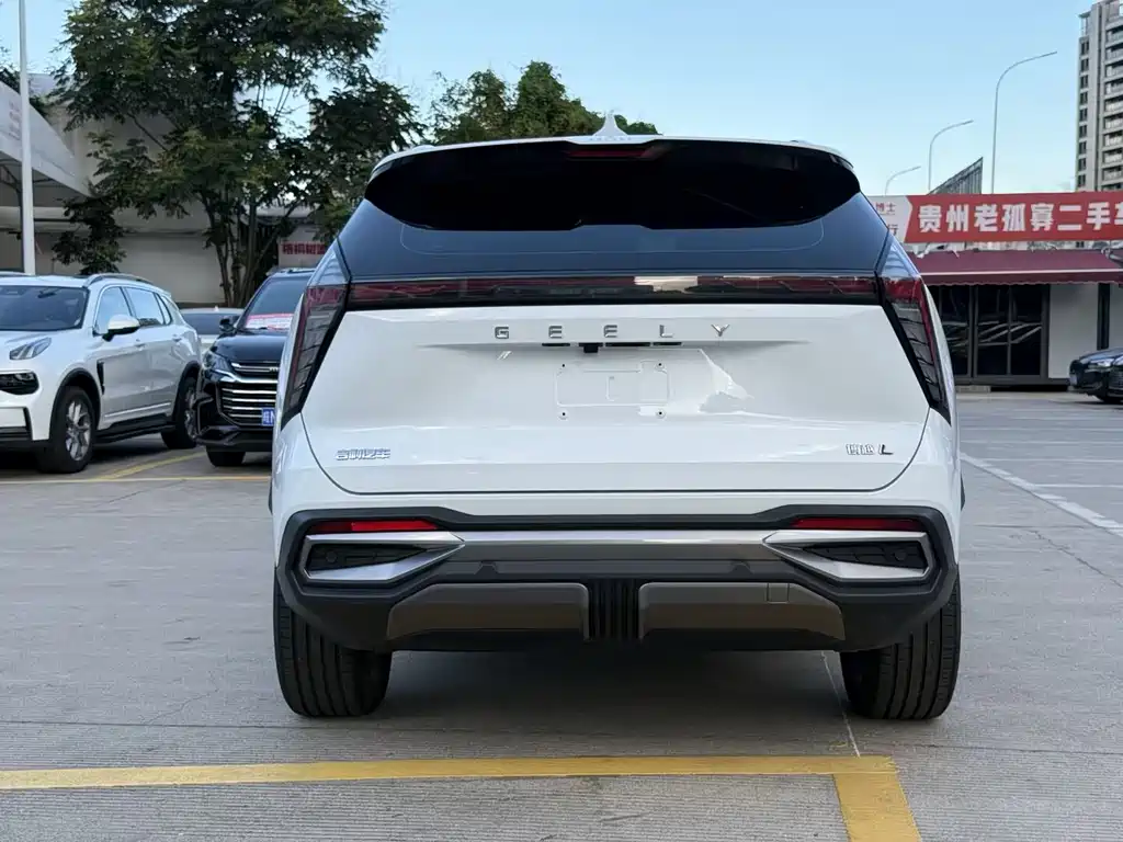 Geely Auto Boyue L 2023 2.0TD DCT Flagship 2023 - thumbnail 4