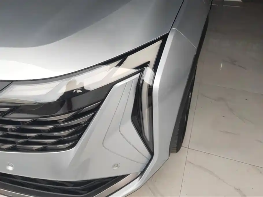 Geely Auto Boyue L 2023 2.0TD DCT Premium 2022 - thumbnail 6