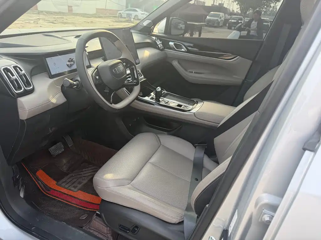 Geely Auto Emgrand L 2025 4th Gen 1.5TD DCT Yangfan 2025 - thumbnail 6