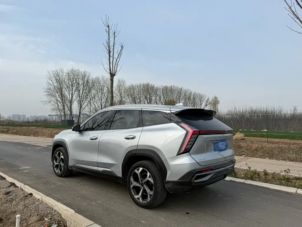 Geely Auto Emgrand L 2024 1.5TD DCT Premium 2024 - thumbnail 7