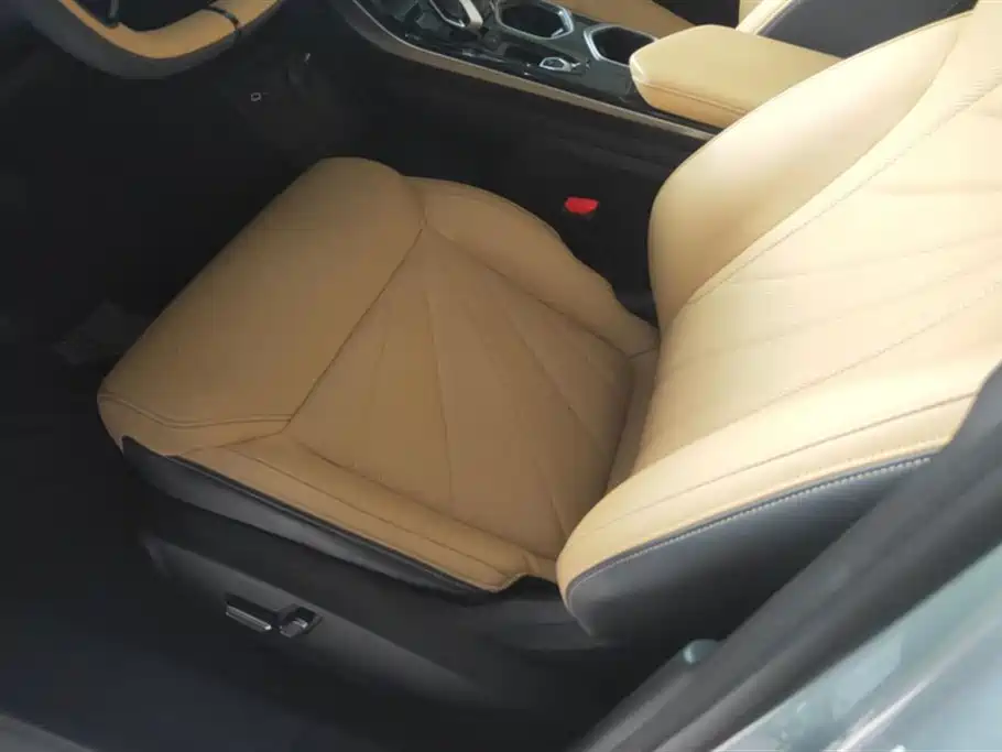 Geely Auto Boyue L 2023 2.0TD DCT Premium 2022 - thumbnail 10