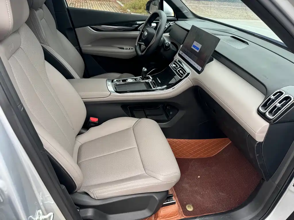 Geely Auto Emgrand L 2025 4th Gen 1.5TD DCT Launch Edition 2025 - thumbnail 7