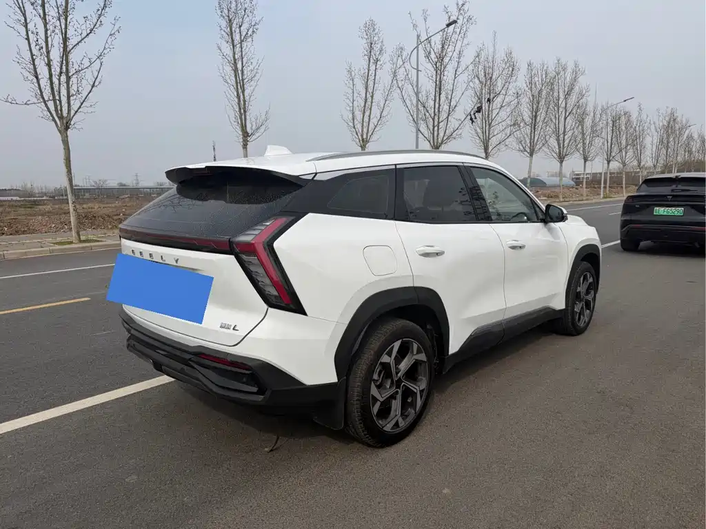 Geely Auto Boyue L 2023 1.5TD DCT Premium 2023 - thumbnail 4