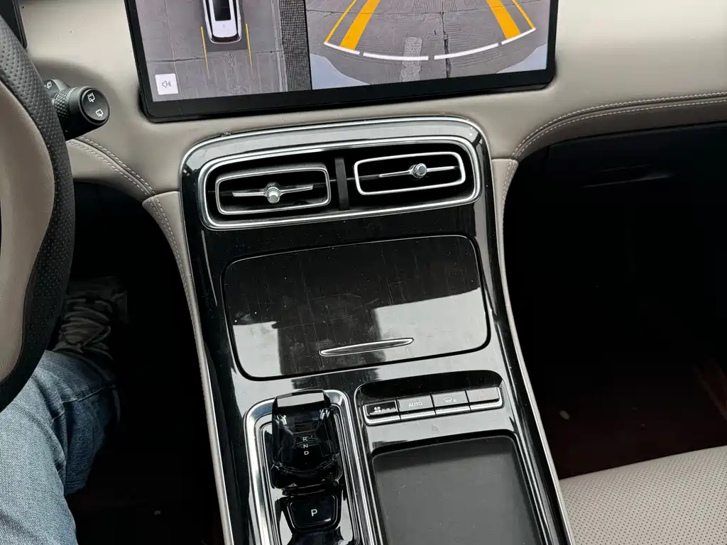 Geely Auto Emgrand L 2025 4th Gen 1.5TD DCT Launch Edition 2025 - thumbnail 8
