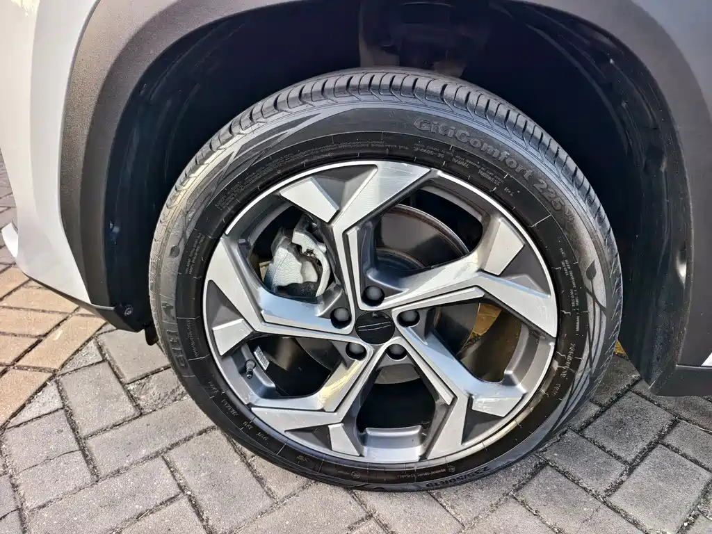 Geely Auto Emgrand L 2023 2.0TD DCT Premium 2023 - thumbnail 20