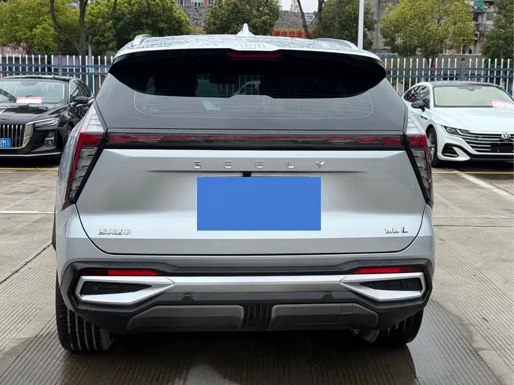 Geely Auto Boyue L 2023 1.5TD DCT Premium 2023 - thumbnail 5