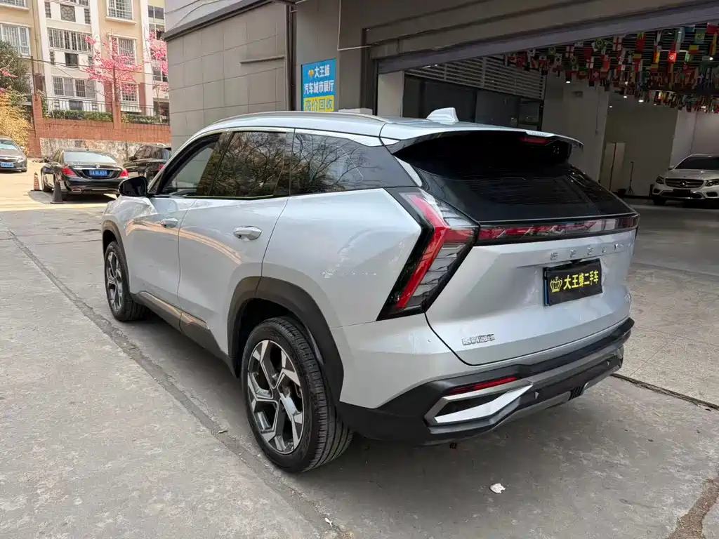 Geely Auto Boyue L 2023 1.5TD DCT Premium 2024 - thumbnail 15