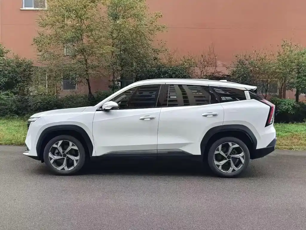 Geely Auto Boyue L 2023 1.5TD DCT Premium 2023 - thumbnail 6