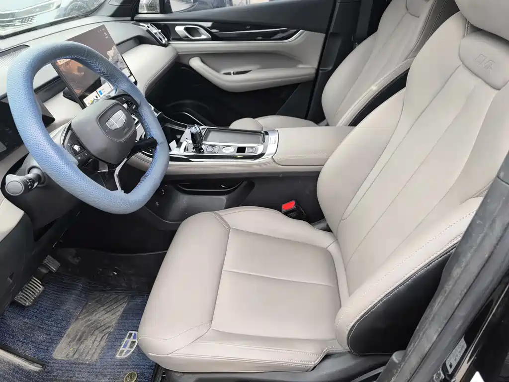 Geely Auto Emgrand L 2025 4th Gen 1.5TD DCT Launch Edition 2025 - thumbnail 4