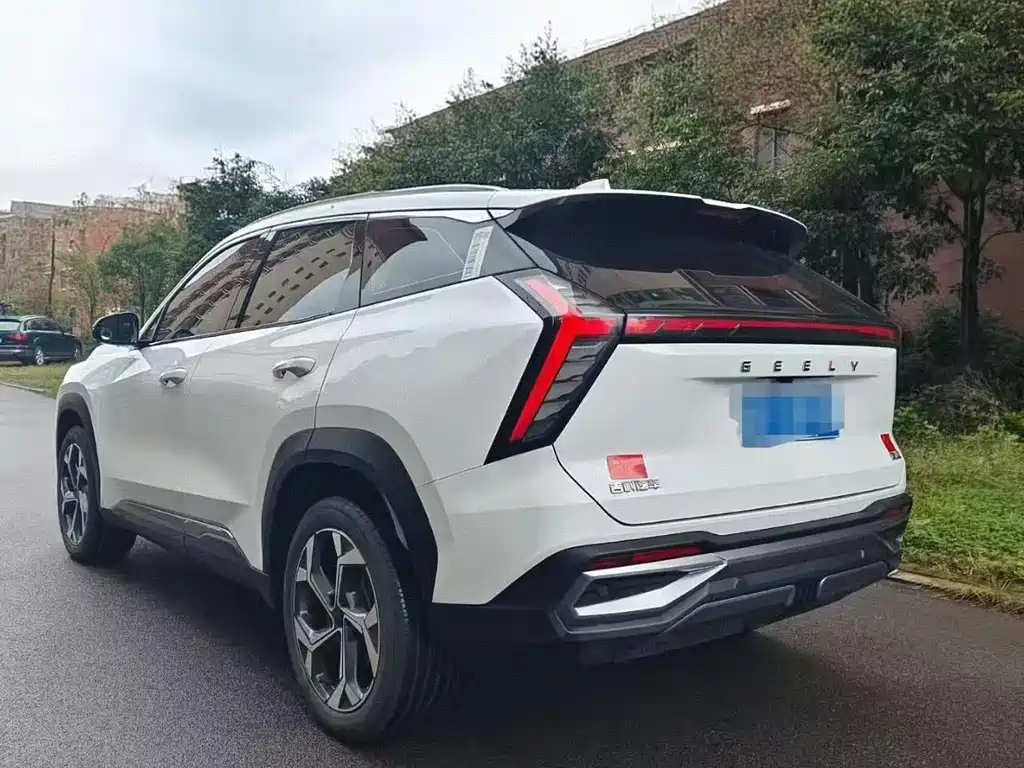 Geely Auto Boyue L 2023 1.5TD DCT Premium 2023 - thumbnail 9