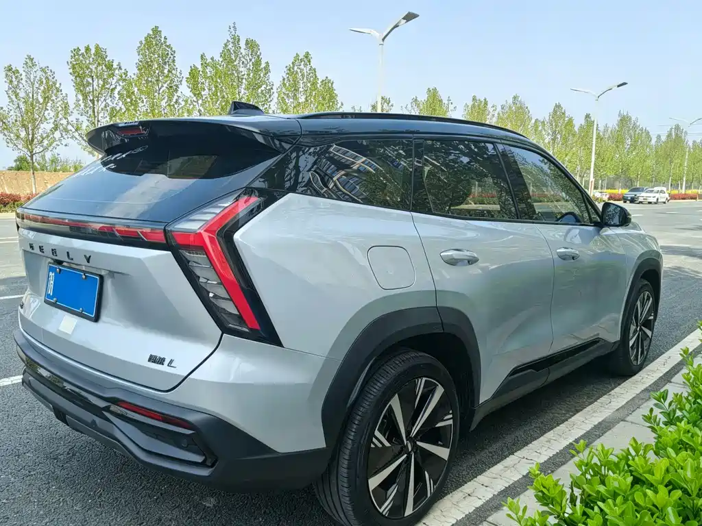 Geely Auto Boyue L 2023 1.5TD DCT Premium 2023 - thumbnail 9
