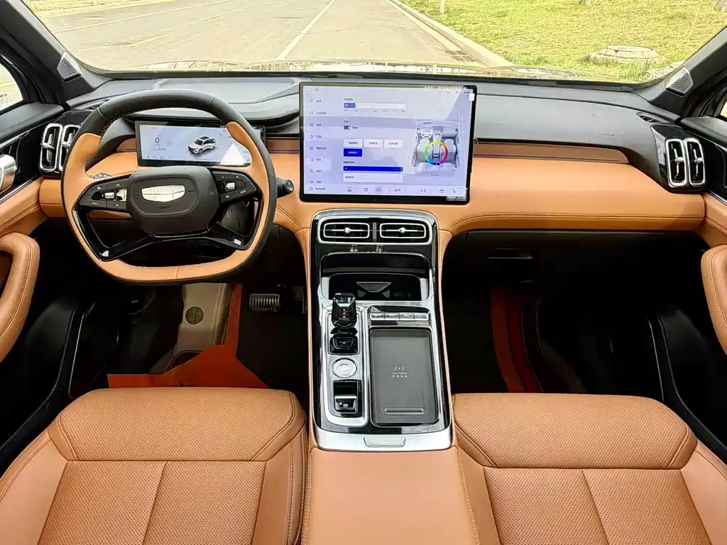 Geely Auto Emgrand L 2025 4th Gen 1.5TD DCT Sailing 2025 - thumbnail 5