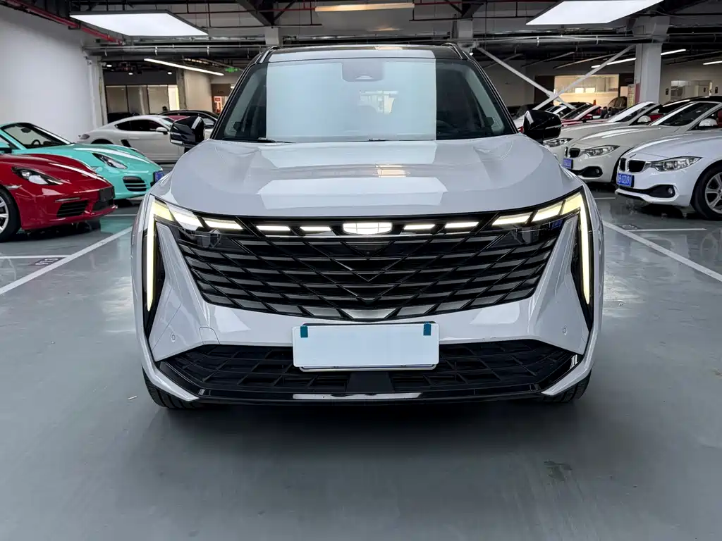 Geely Auto Emgrand L 2024 1.5TD DCT Dragon Edition 2025 - thumbnail 2