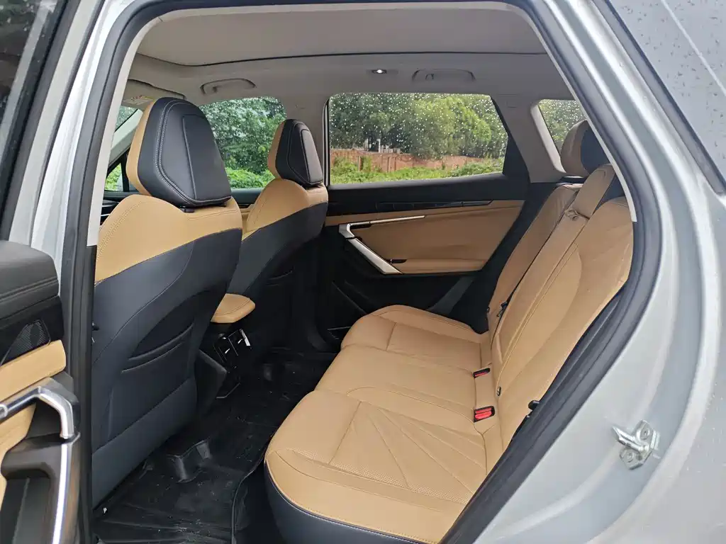 Geely Auto Boyue L 2023 1.5TD DCT Luxury 2022 - thumbnail 13