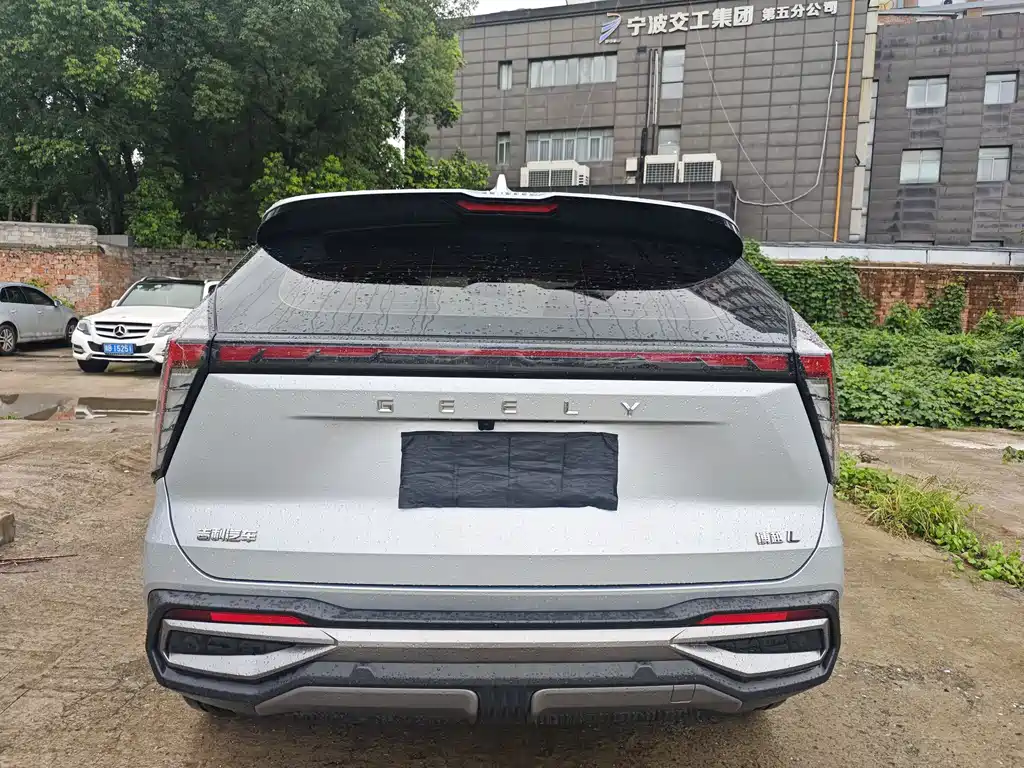 Geely Auto Boyue L 2023 1.5TD DCT Luxury 2022 - thumbnail 17