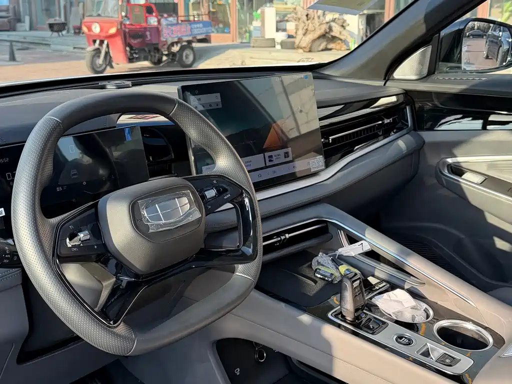 Geely Auto Emgrand 2026 1.5TD Joy 2026 - thumbnail 9