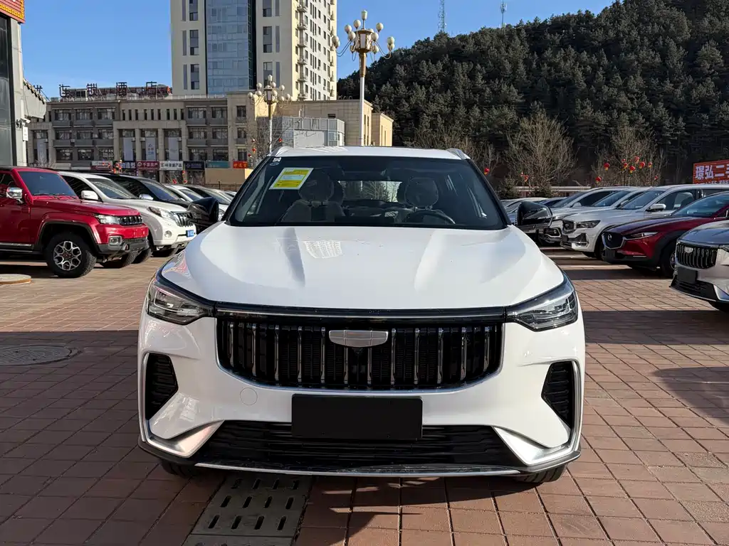 Geely Auto Emgrand 2026 1.5TD Dream 2026 - thumbnail 2