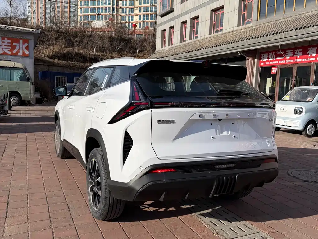 Geely Auto Emgrand 2026 1.5TD Dream 2026 - thumbnail 5
