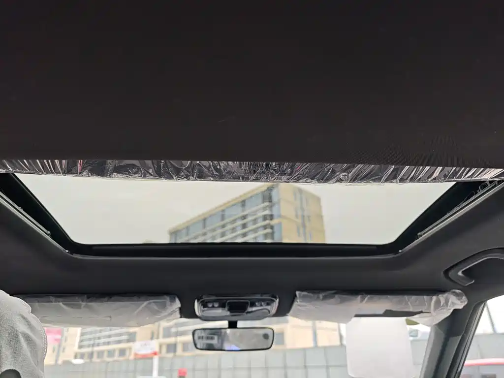 Geely Auto Emgrand 2026 1.5TD Joy 2026 - thumbnail 10